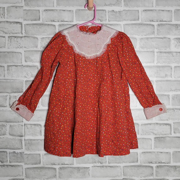 Vintage Handmade Calico Red Floral Dress - Picture 3 of 3